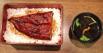 【大阪美食】宇奈とと｜超平價鰻魚飯，只要500日元！