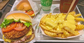 【東京美食】Shake Shack 新宿南口店｜紐約最好吃的精品漢堡