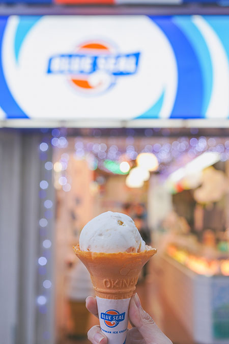 沖繩-美食-Blue-Seal-冰淇淋-國際通-塩-金楚糕-紅芋-PUZO-起司-餅乾